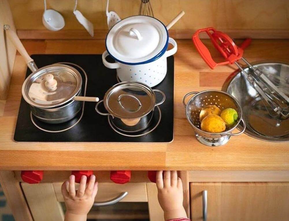 Wooden Play Kitchens and Shops, distributed in Australia by Wooden Playroom