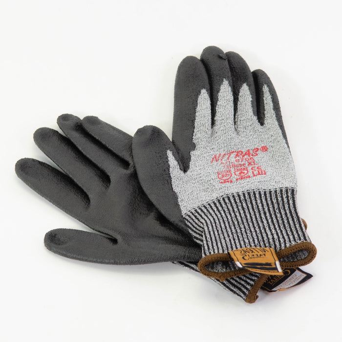 atwork handschuhe Kids at Work Gloves Cut Resistant — Wooden Playroom