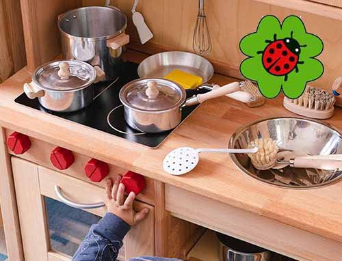 Gluckskafer, distributed in Australia by Wooden Playroom