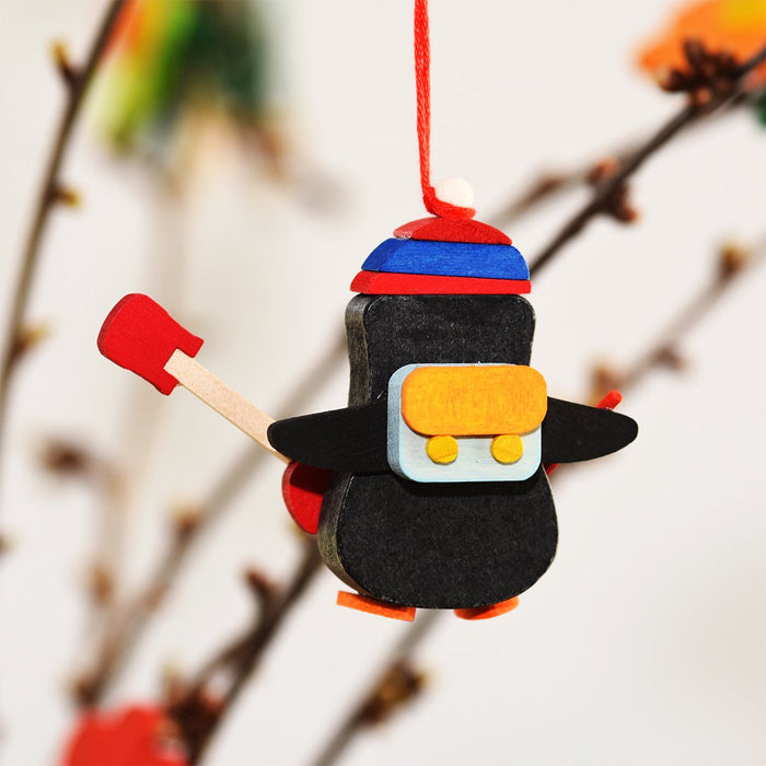 31230 Graupner Ornament Rockstar Penguin 03