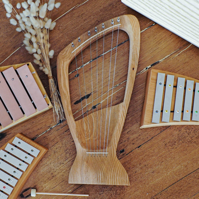 55120000 Choroi 7 String Pentatonic Children's Harp including Tuning Ke